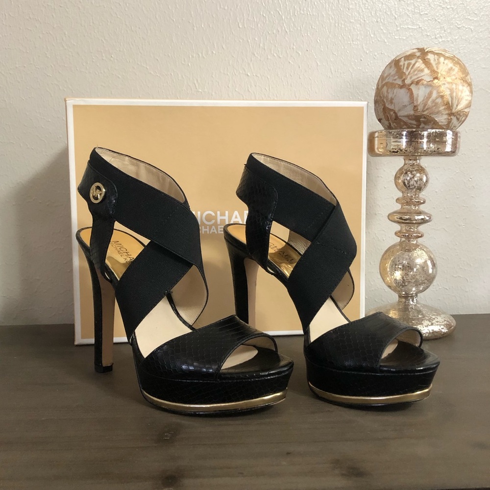 Michael Kors ‘Meadow’ Platform Sandal
